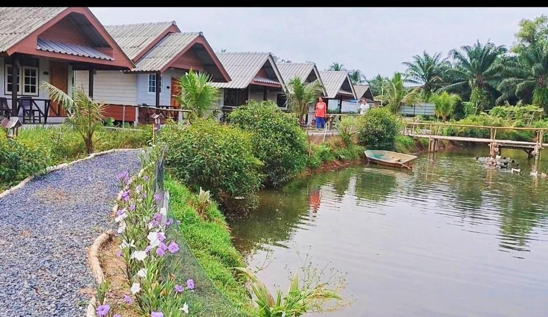 ปารมีฟาร์มสเตย์ Takuapa Екстериор снимка